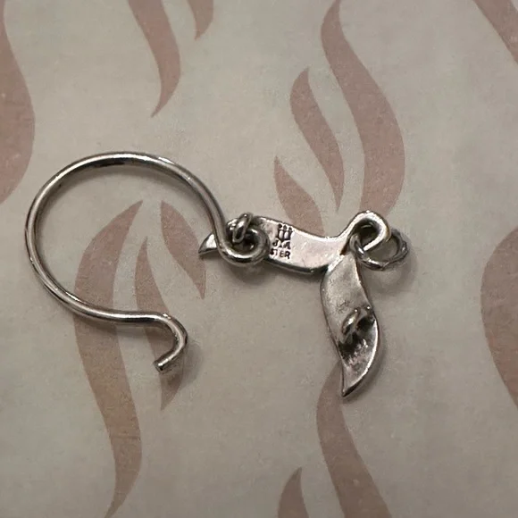 Vintage RETIRED James Avery Whale Tail Charm Holder Sterling Silver - Picture 3 of 5